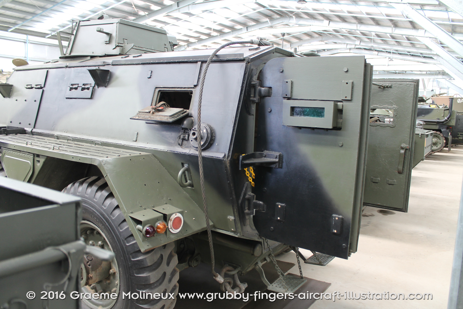 Alvis%20Saracen%20APC%20Walkaround%20Australian%20Armey%20AAAM%20Cairns%202016%2009%20Graeme%20Molineux