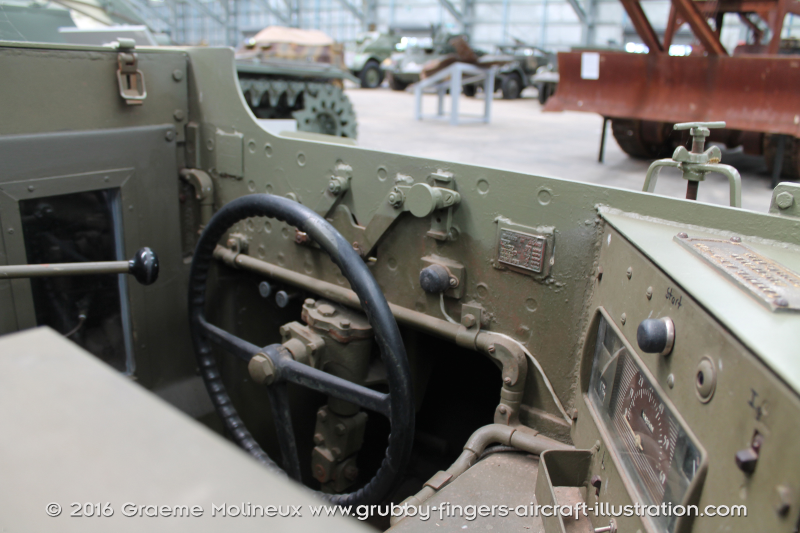 Australian%202PDR%20Tank%20Attack%20Carrier%20Walkaround%206149%20Australian%20Army%20AAAM%20Cairns%202016%2086%20Graeme%20Molineux