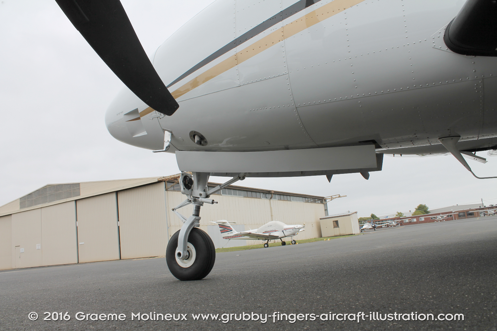 BEECHCRAFT%20-%20BARON%20G58%20-%20WALKAROUND%20-%20VH-WGU%20-%20MOORABBIN%202016%20-%20034%20-%20GrubbyFingers