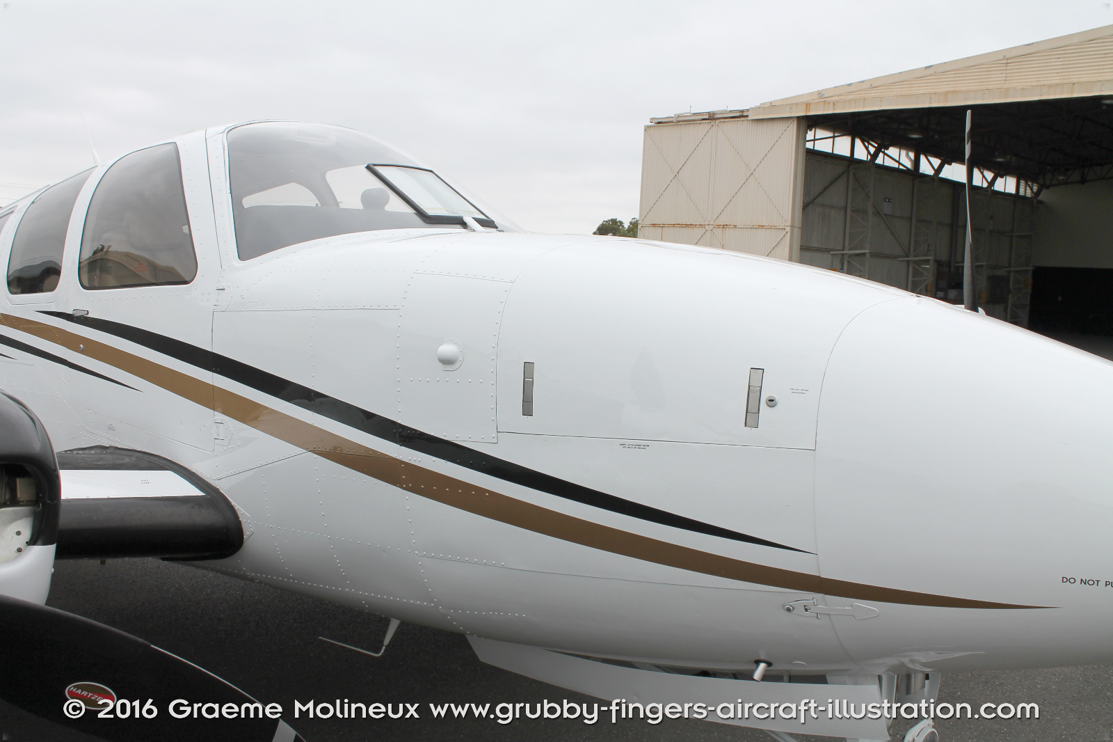 BEECHCRAFT%20-%20BARON%20G58%20-%20WALKAROUND%20-%20VH-WGU%20-%20MOORABBIN%202016%20-%20048%20-%20GrubbyFingers