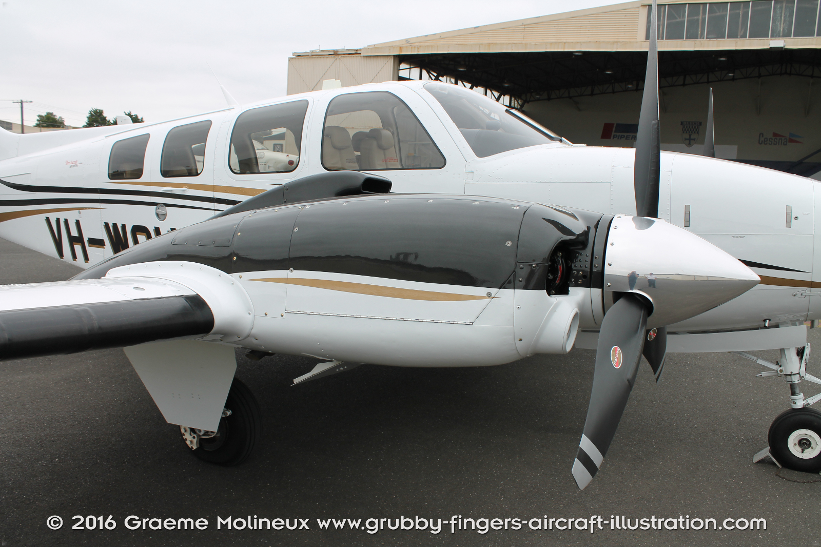 BEECHCRAFT%20-%20BARON%20G58%20-%20WALKAROUND%20-%20VH-WGU%20-%20MOORABBIN%202016%20-%20054%20-%20GrubbyFingers