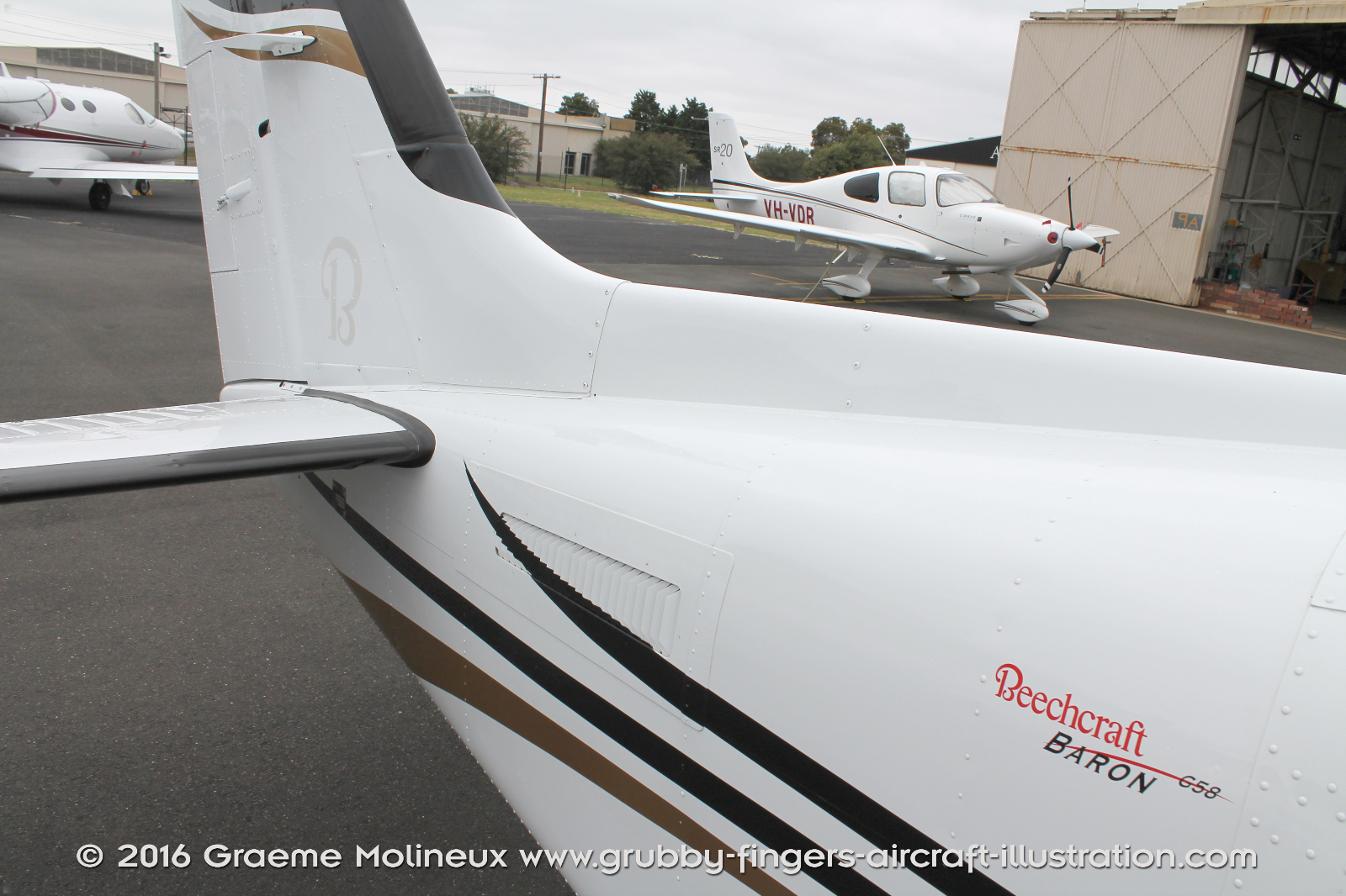BEECHCRAFT%20-%20BARON%20G58%20-%20WALKAROUND%20-%20VH-WGU%20-%20MOORABBIN%202016%20-%20071%20-%20GrubbyFingers