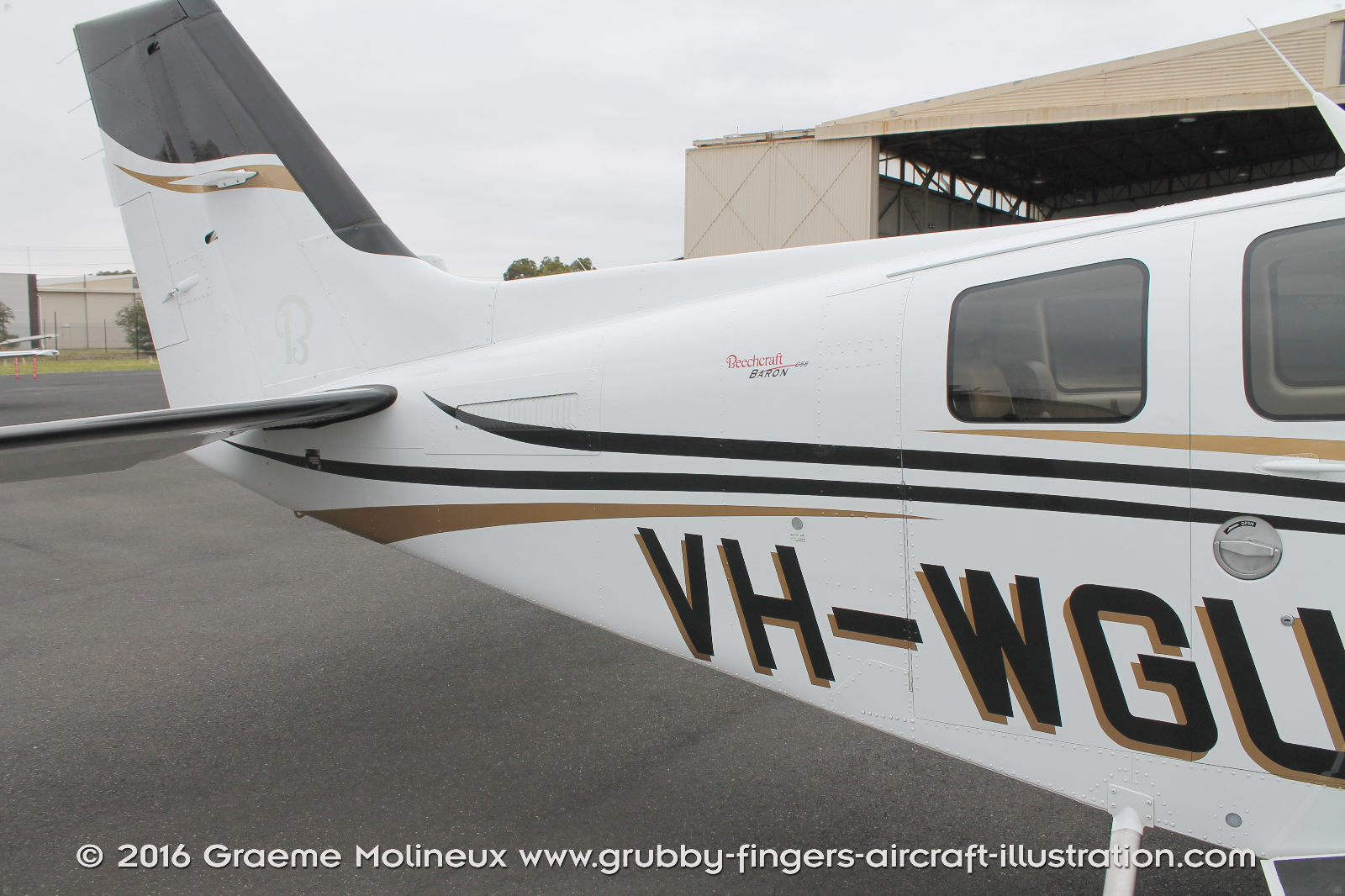 BEECHCRAFT%20-%20BARON%20G58%20-%20WALKAROUND%20-%20VH-WGU%20-%20MOORABBIN%202016%20-%20074%20-%20GrubbyFingers