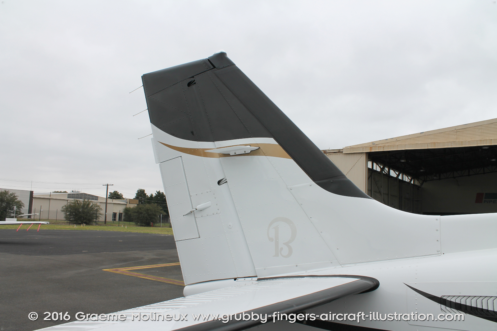 BEECHCRAFT%20-%20BARON%20G58%20-%20WALKAROUND%20-%20VH-WGU%20-%20MOORABBIN%202016%20-%20085%20-%20GrubbyFingers