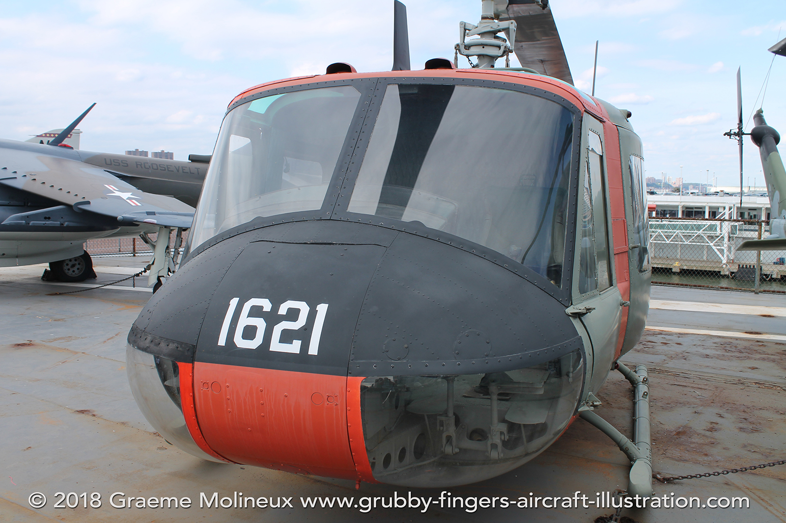 %_tempFileNameBell%20UH-1A%20Iroquois%20USS%20Intrepid%202016%2014%20GraemeMolineux%