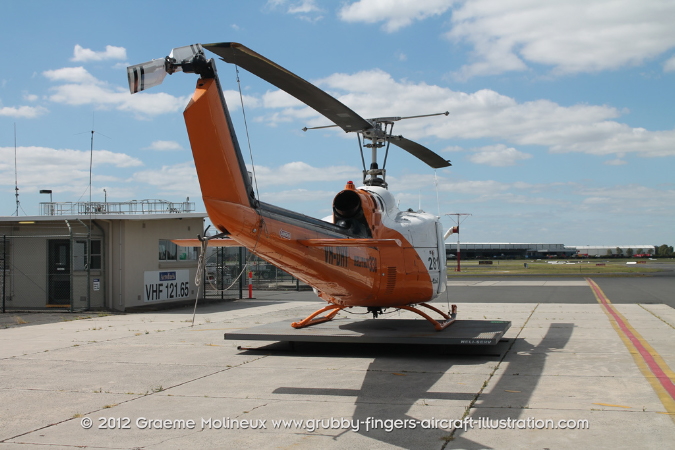Bell_UH-1C_VH-DHY_HeliServe_08_GrubbyFingers