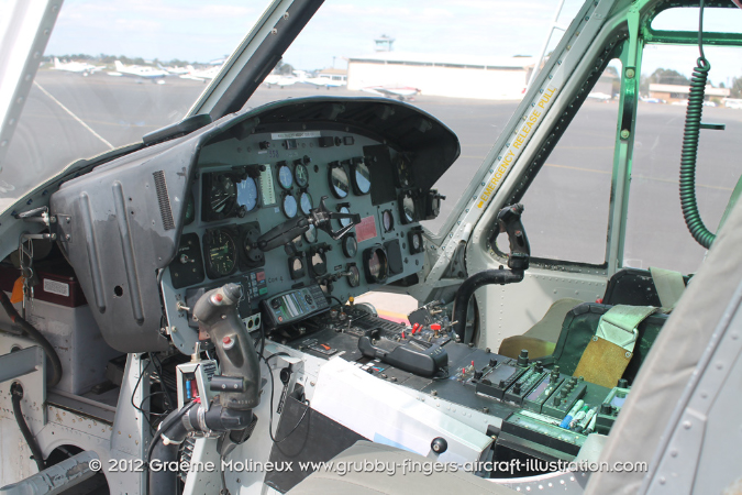 Bell_UH-1C_VH-DHY_HeliServe_57_GrubbyFingers