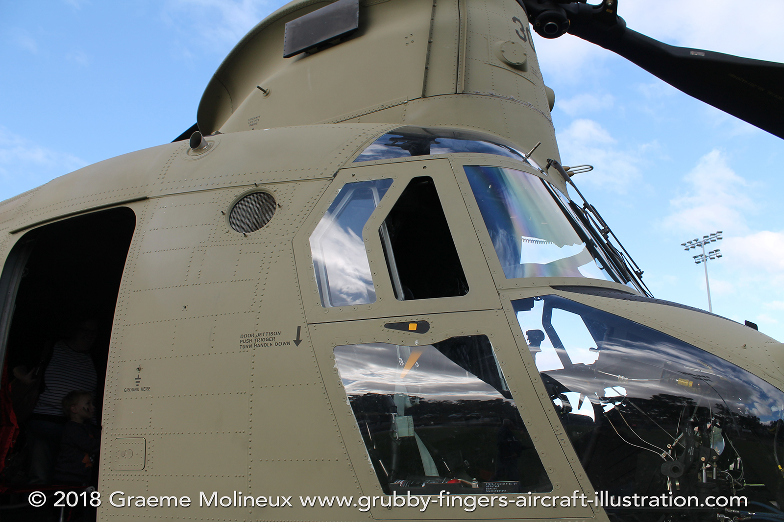 %_tempFileNameBoeing%20CH-47F%20Chinook%20A15-303%20Australian%20Army%20Port%20Agusta%202016%20054%20GraemeMolineux%