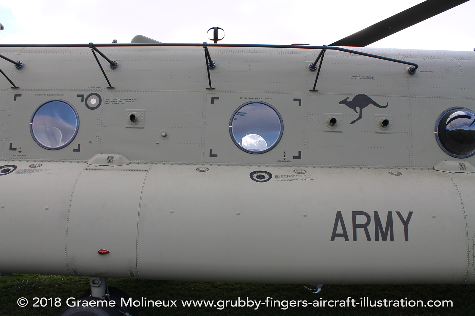 %_tempFileNameBoeing%20CH-47F%20Chinook%20A15-303%20Australian%20Army%20Port%20Agusta%202016%20080%20GraemeMolineux%