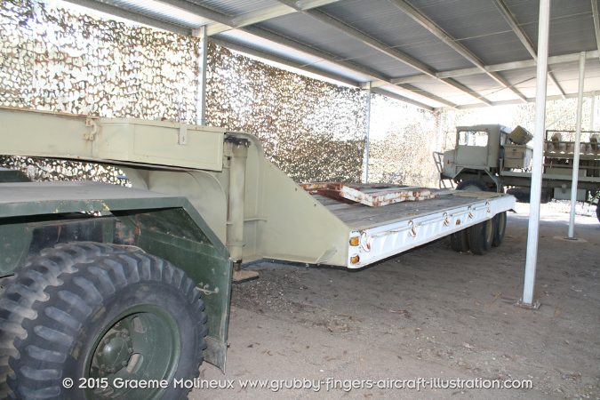DIAMOND%20T%20M20%20Tractor%20Walkaround%2049710%20Bandiana%202014%2012%20GrubbyFingers