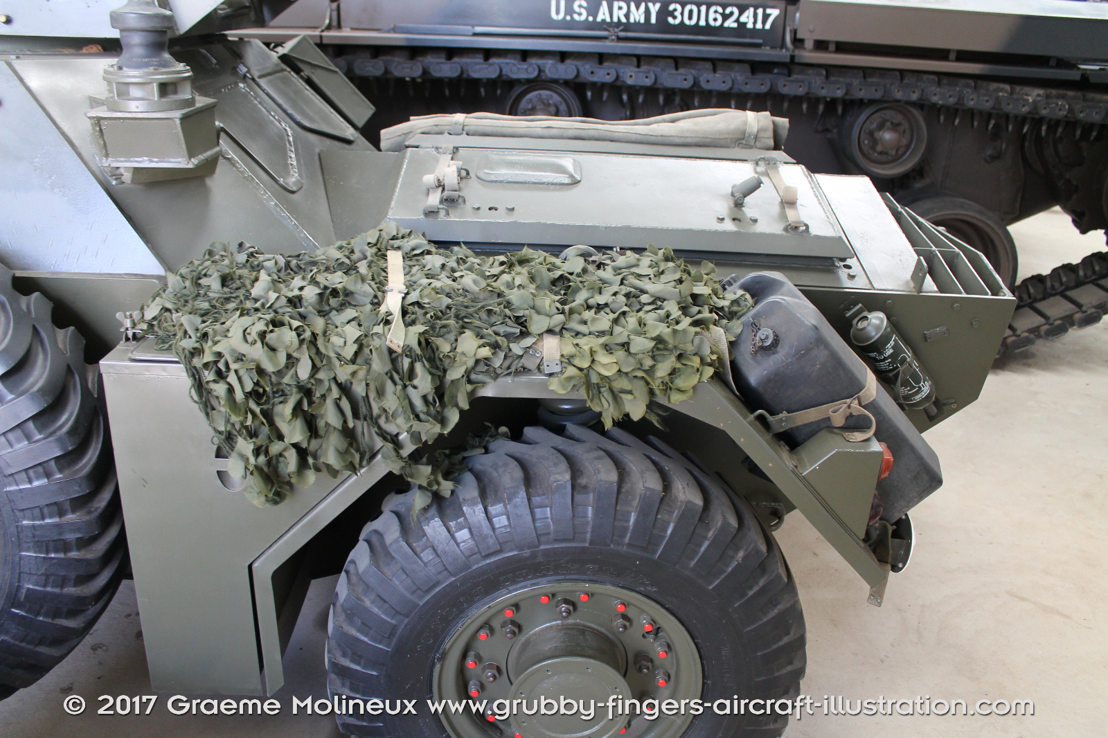 Daimler%20Ferret%20Scout%20Car%20MkII%20Walkaround%2002%20CC%2071%20British%20Army%20AAAM%202016%2005%20Graeme%20Molineux