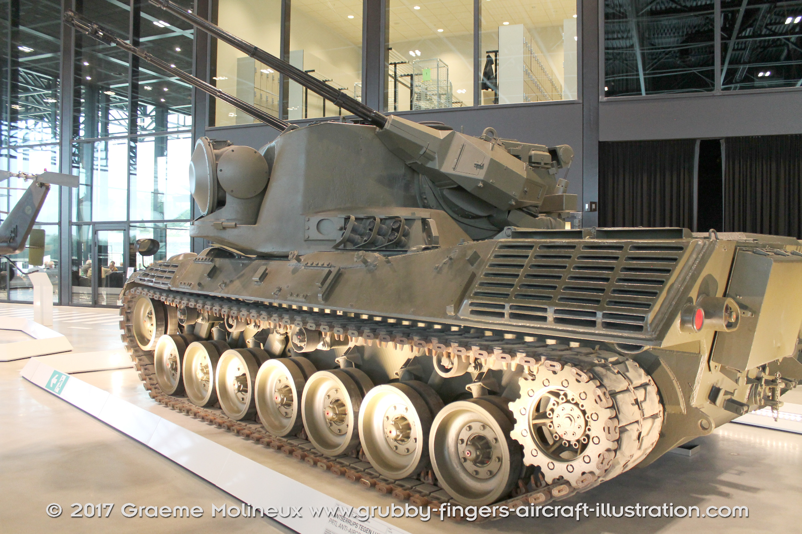 Flakpanzer%20Gepard%20AAA%20Tank%20Walkaround%20KZ9968%20Netherlands%202015%2006%20Graeme%20Molineux