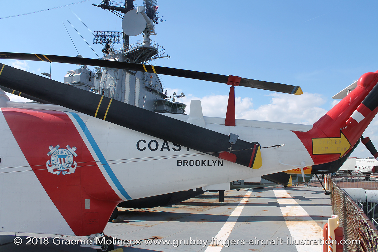 %_tempFileNameSikorsky%20S-62%20HH-52%20Sea%20Guard%201429%20USCG%20Intrepid%20201622%20GraemeMolineux%